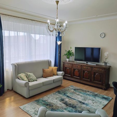 Varnegyed Apartman Dunafoldvar المظهر الخارجي الصورة